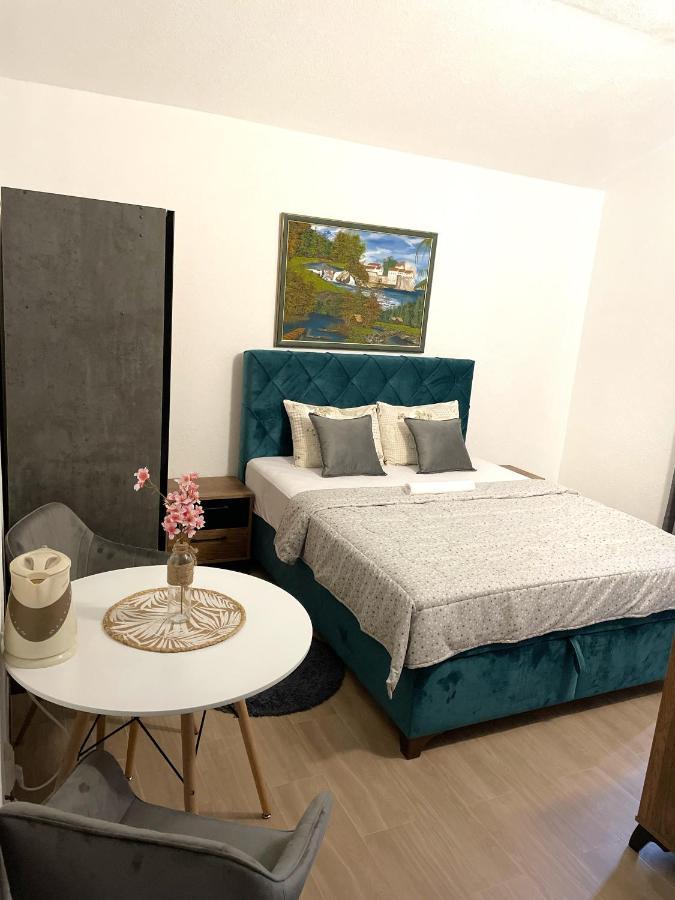 Studios Merdovic Budva Exterior foto